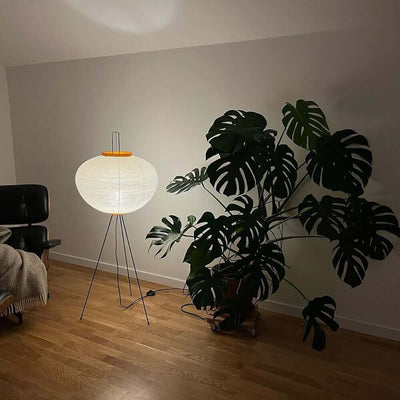 Rice Paper Floor Lamp – Minimalist Soft Glow Lighting for a Tranquil Ambience