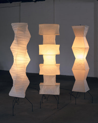 Rice Paper Floor Lamp – Minimalist Soft Glow Lighting for a Tranquil Ambience