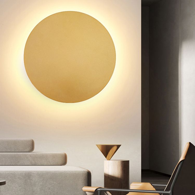 Modern Round Wall Sconce – Elegant LED Lighting for Home