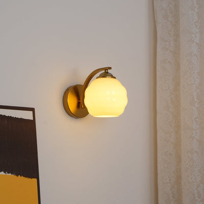 LumiRétro Lamp – Elegant Art Deco Design with Soft Warm Lighting