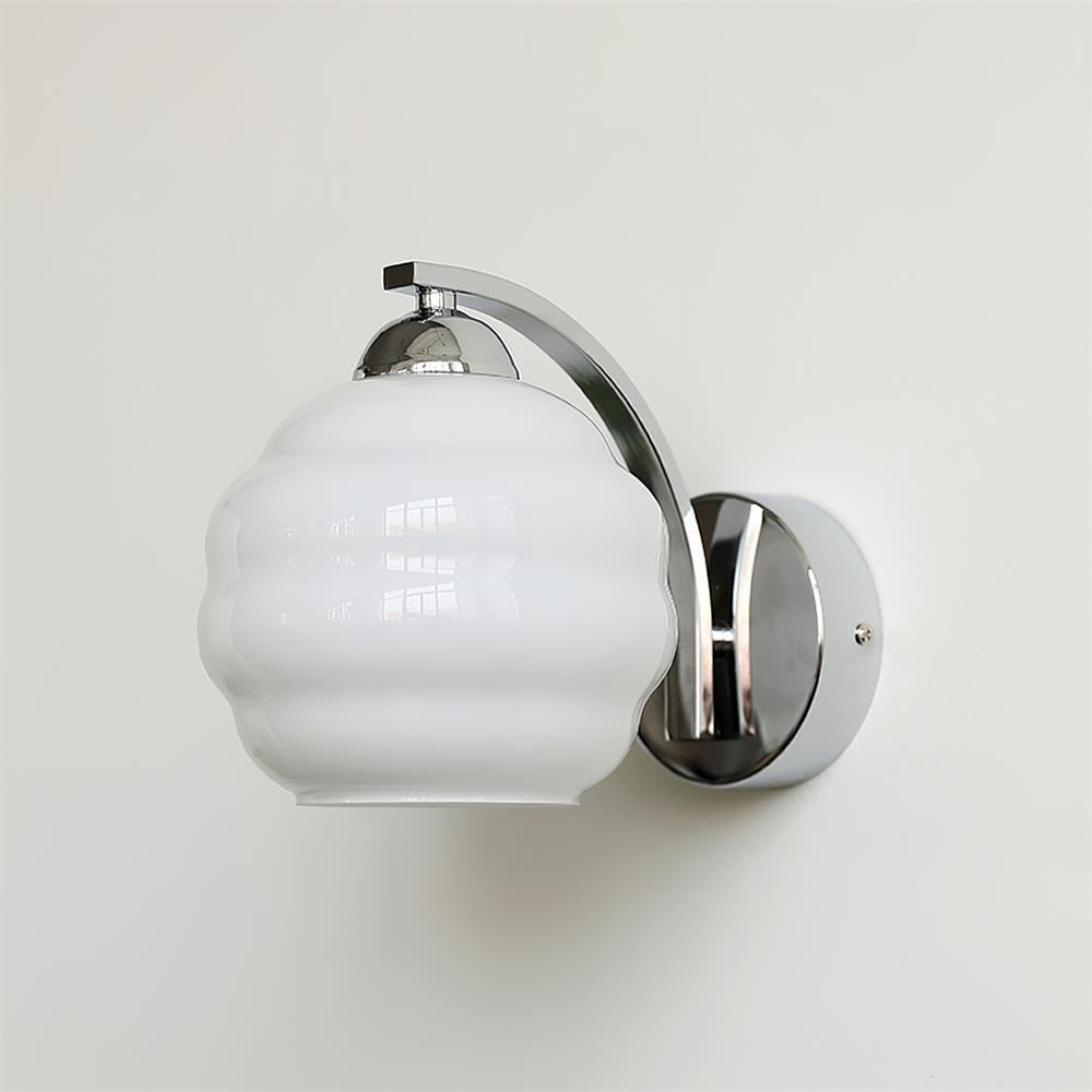 LumiRétro Lamp – Elegant Art Deco Design with Soft Warm Lighting
