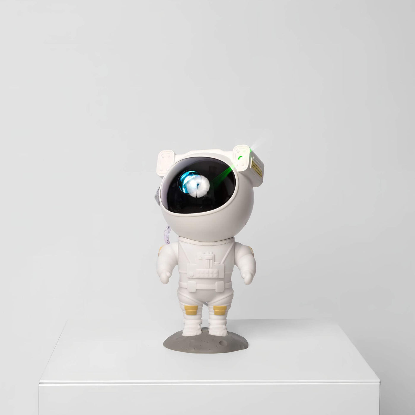 Astronaut Starry Sky Projector Lamp – Create a Magical and Enchanting Ambiance