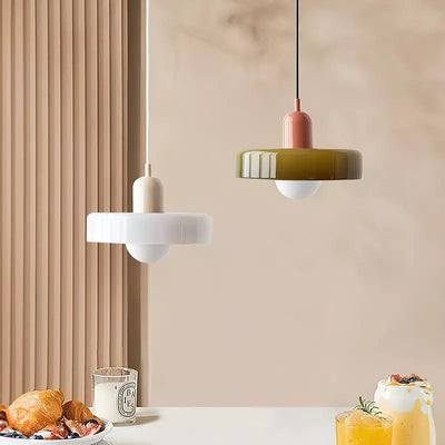 Bauhaus Pendant Light – A Timeless Fusion of Stained Glass & Modern Functionality