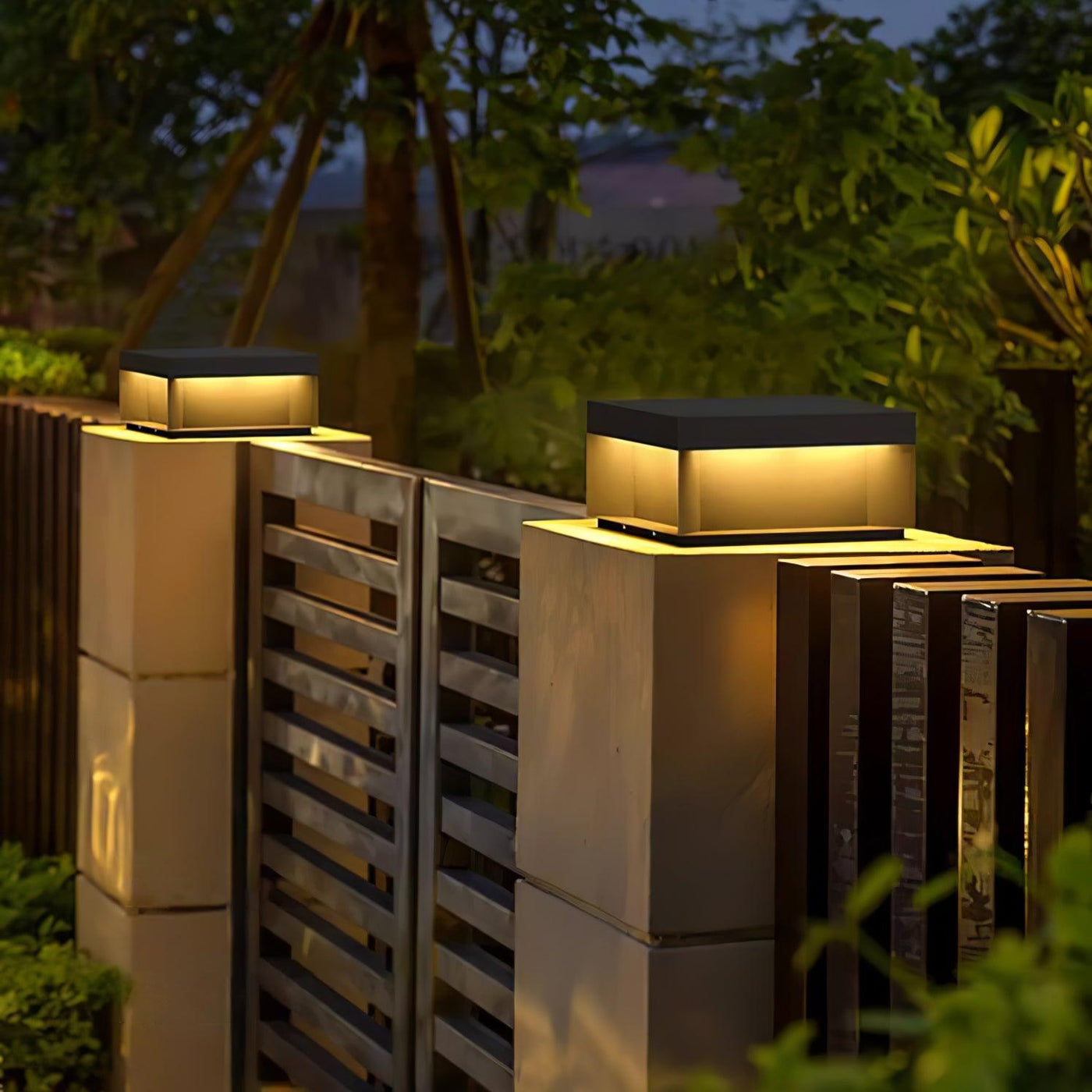 Solar Outdoor Post Light – Weatherproof LED Illumination for Any Landscape