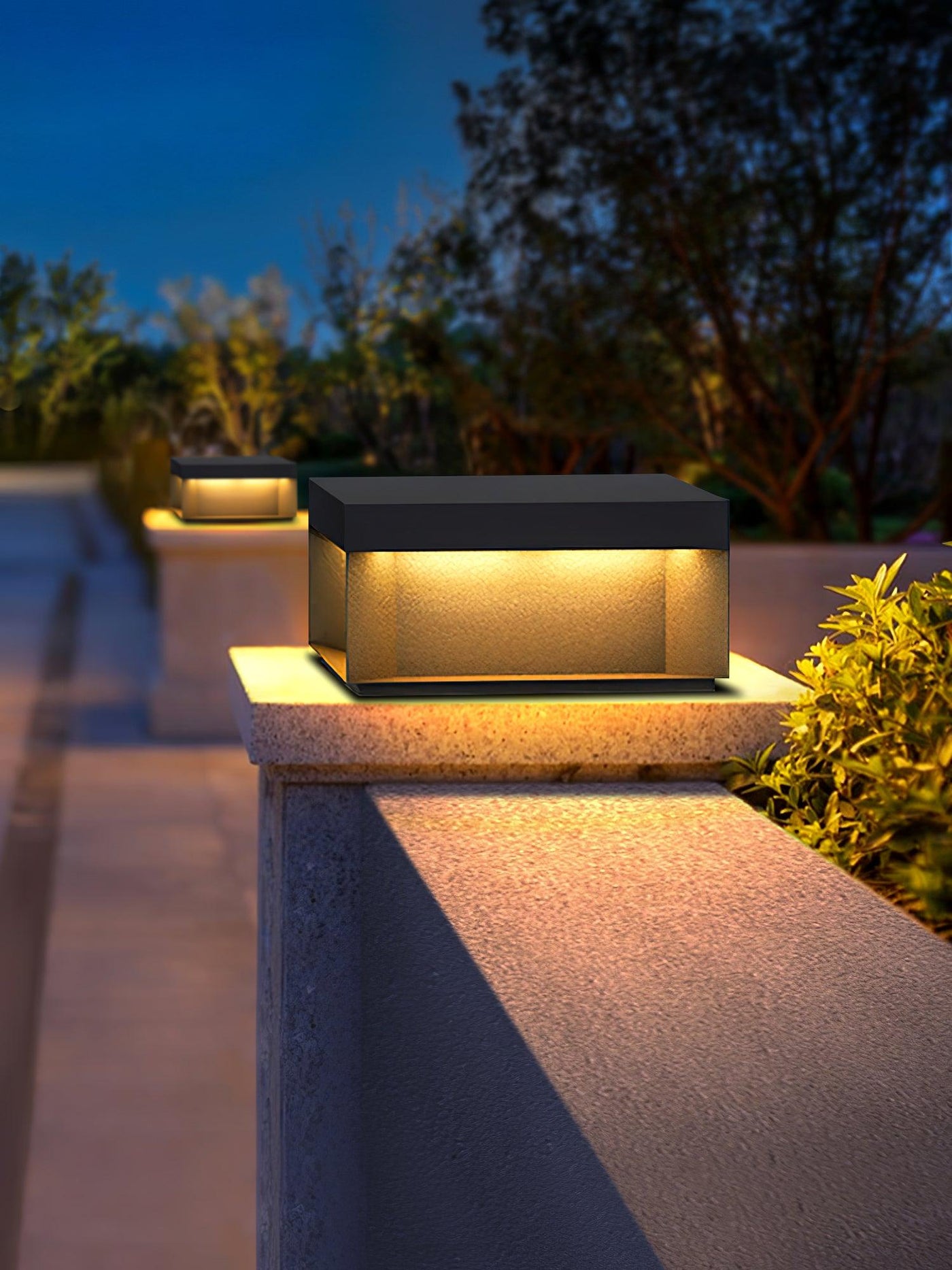 Solar Outdoor Post Light – Weatherproof LED Illumination for Any Landscape