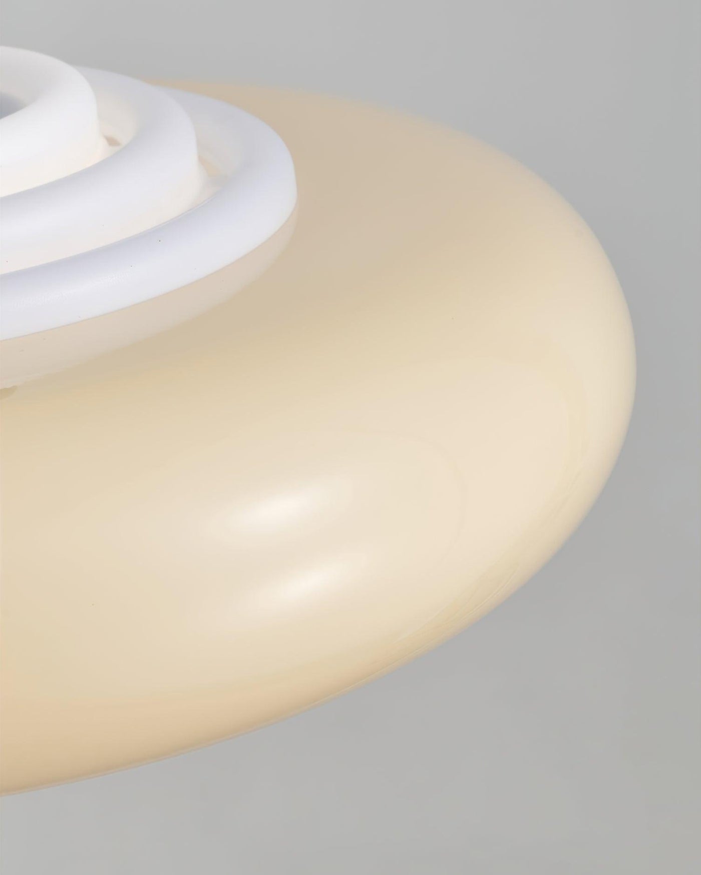 Cabras Pendant Light – A Statement of Timeless Elegance
