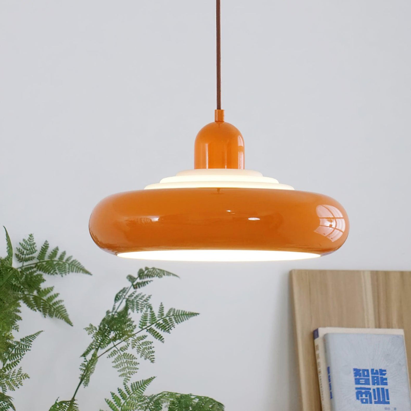 Cabras Pendant Light – A Statement of Timeless Elegance