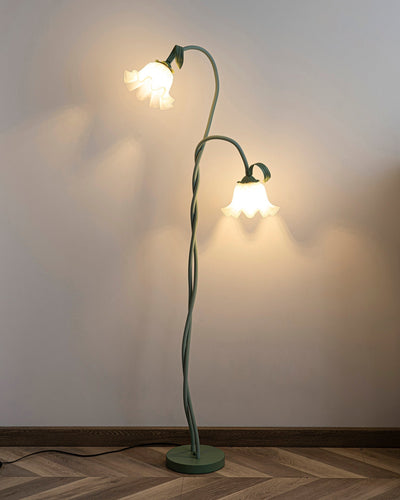 Calla Floor Lamp – Timeless Elegance with Delicate Floral Design