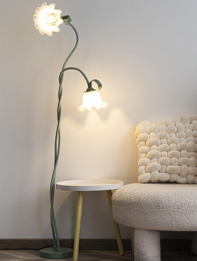 Calla Floor Lamp – Timeless Elegance with Delicate Floral Design