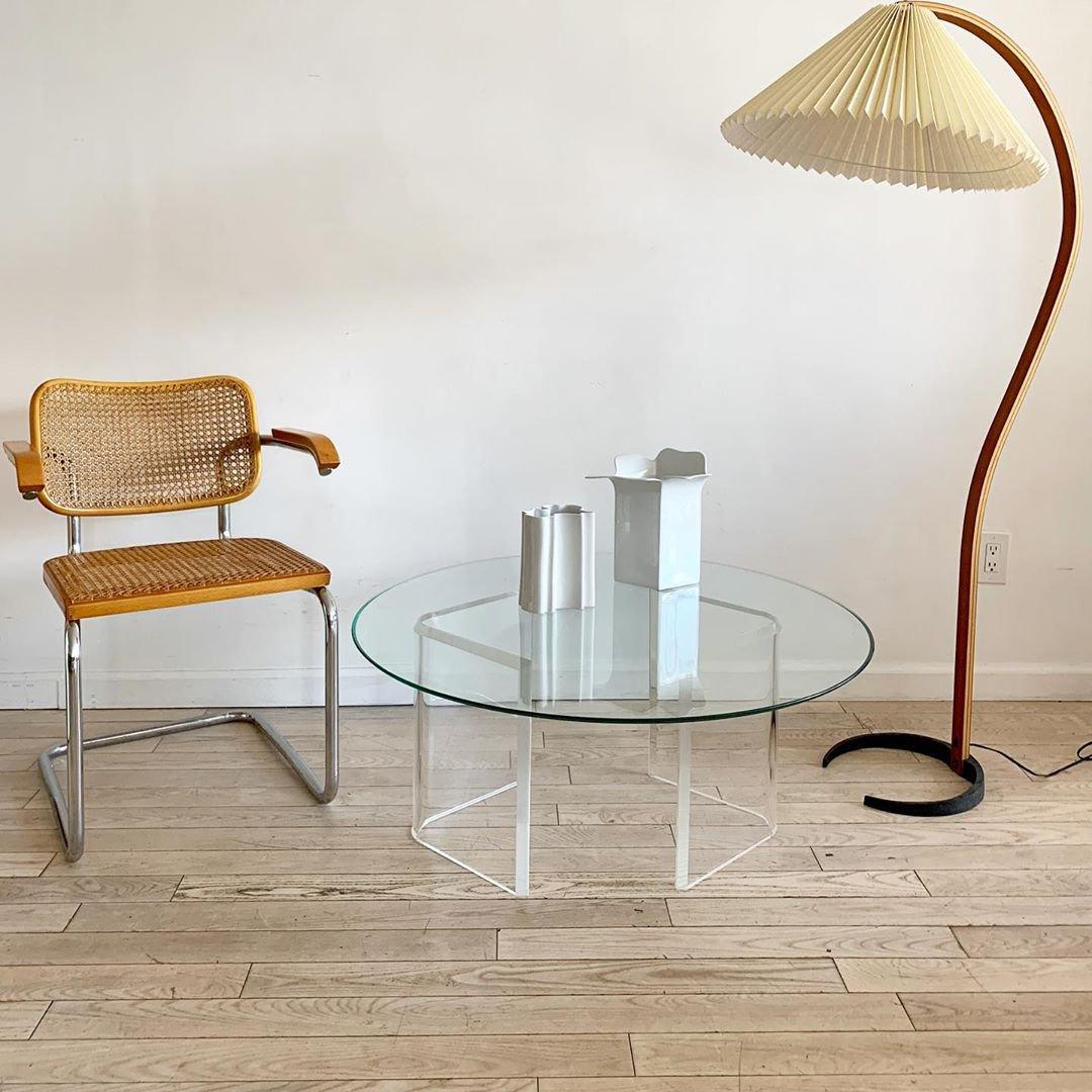 Caprani Floor Lamp – Scandinavian Design with Wood & Linen Shade
