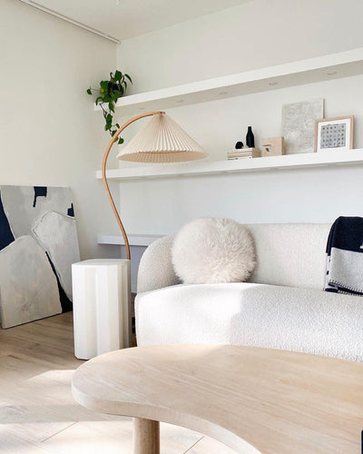 Caprani Floor Lamp – Scandinavian Design with Wood & Linen Shade