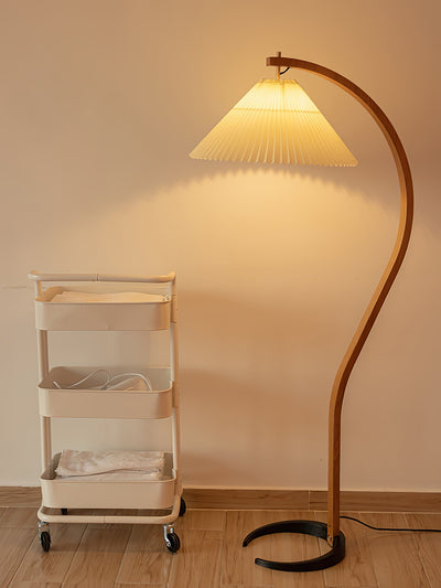 Caprani Floor Lamp – Scandinavian Design with Wood & Linen Shade