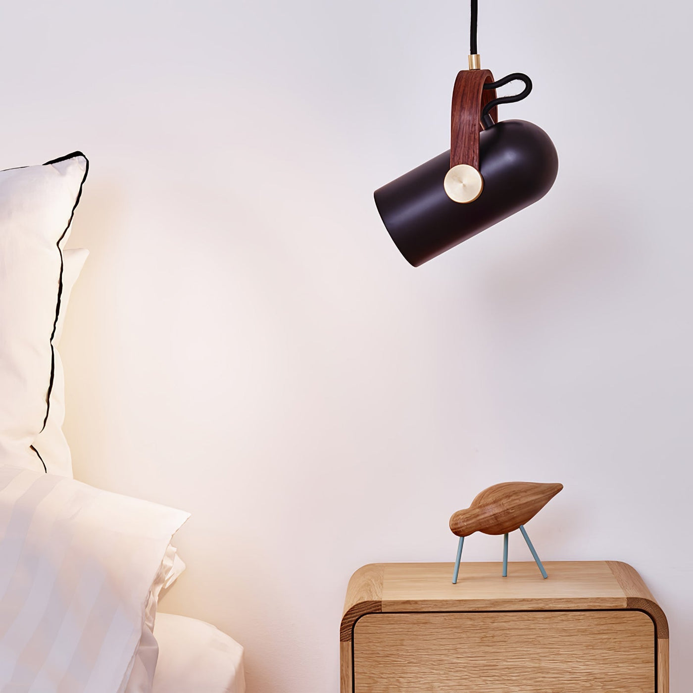 Karronade Pendant Light – Industrial Marine-Inspired Hanging Lamp