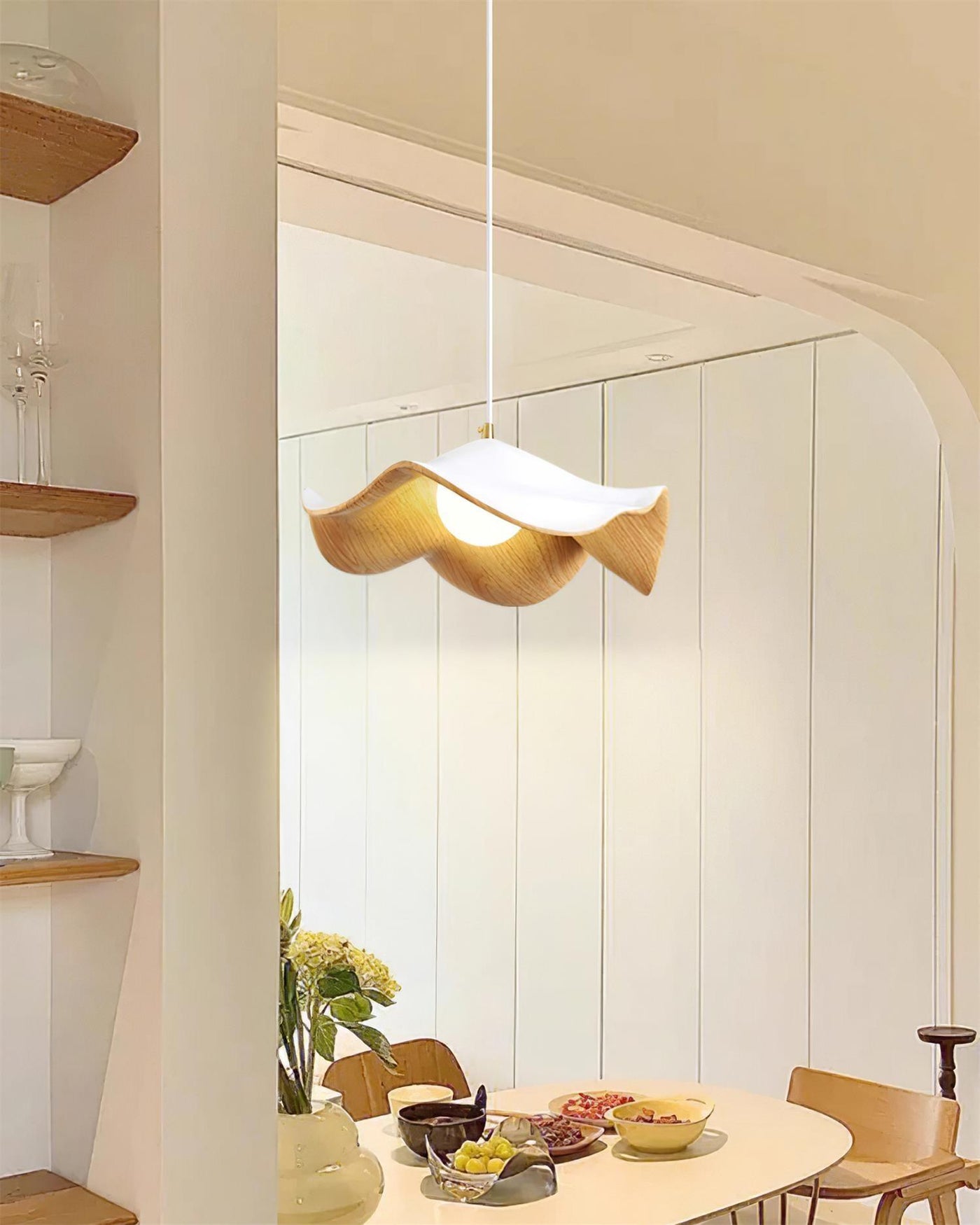 Casia Unique Pendant Light – Nature-Inspired Lotus Leaf Ceiling Lamp