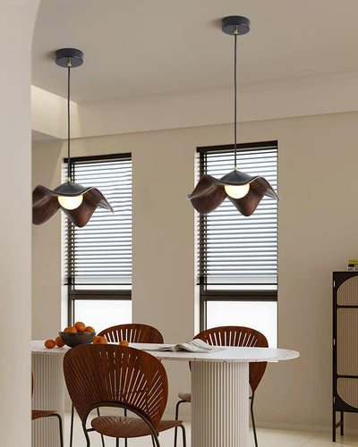 Casia Unique Pendant Light – Nature-Inspired Lotus Leaf Ceiling Lamp