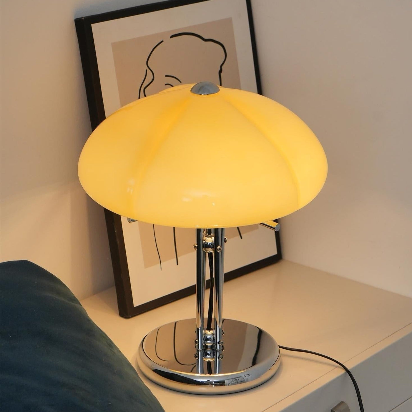 Mushroom Bauhaus Table Lamp – Timeless Amber Glass & Metal Design