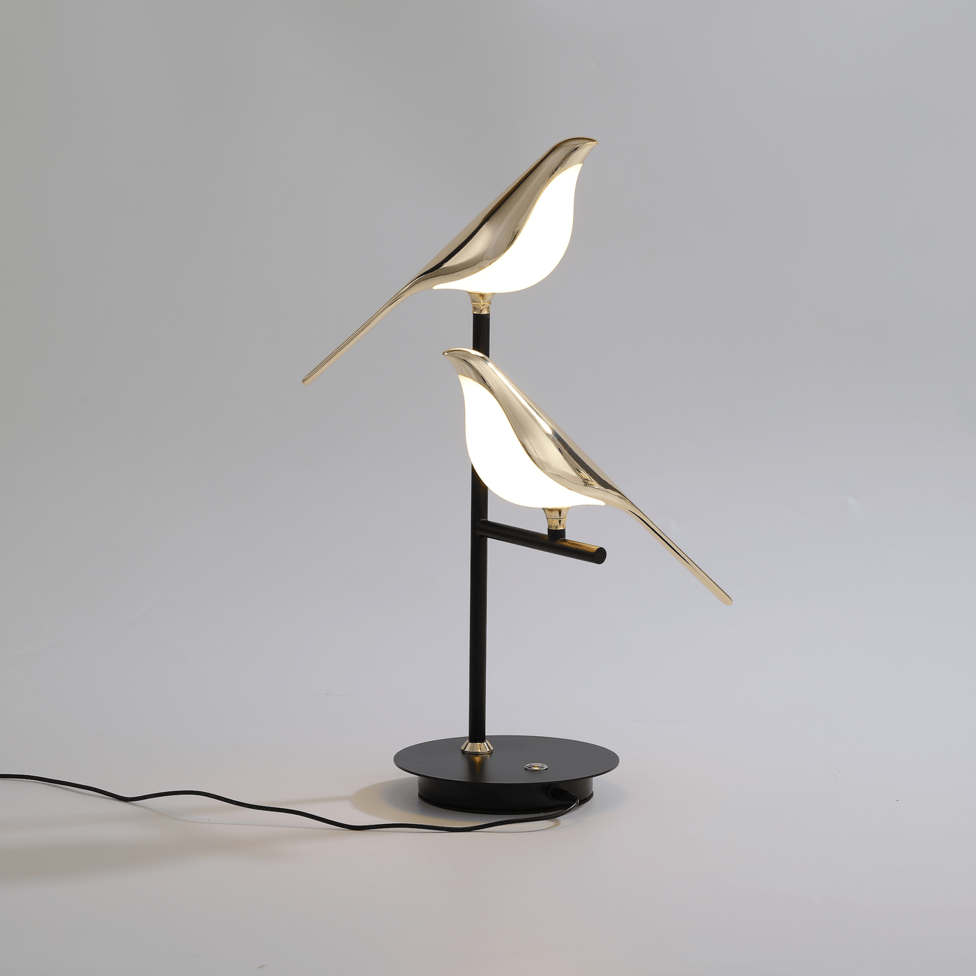 BirdLamp™ LED Desk Light – A Statement of Elegance & Functionality