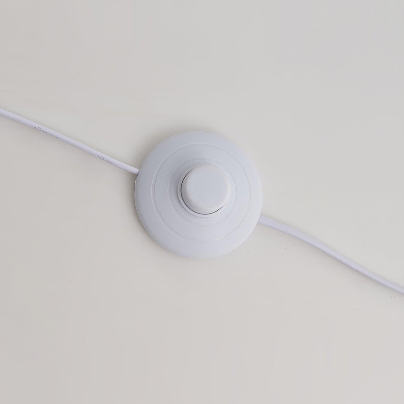 Clavel Floor Lamp – Elegant Metal & Glass Design for Modern Interiors