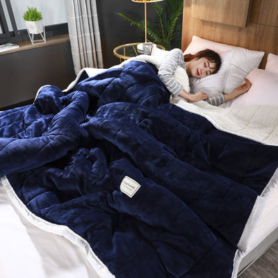 LammeFleece – The Ultimate Cozy & Stylish Blanket of the Year