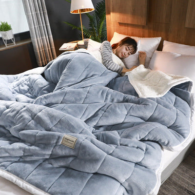 LammeFleece – The Ultimate Cozy & Stylish Blanket of the Year
