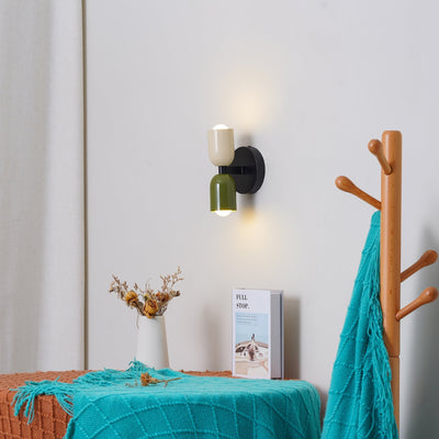 Modern Adjustable Wall Light – Sleek Directional Lighting for Any Space