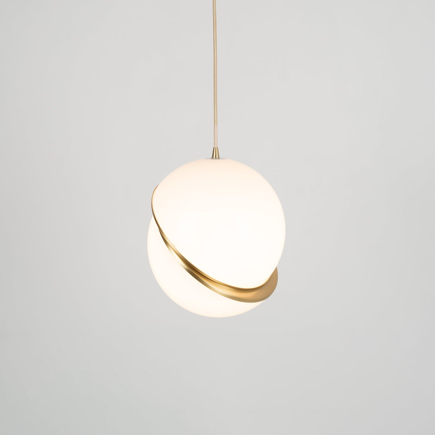 CrescentGlow Pendant Light – Elegant Lunar-Inspired Illumination
