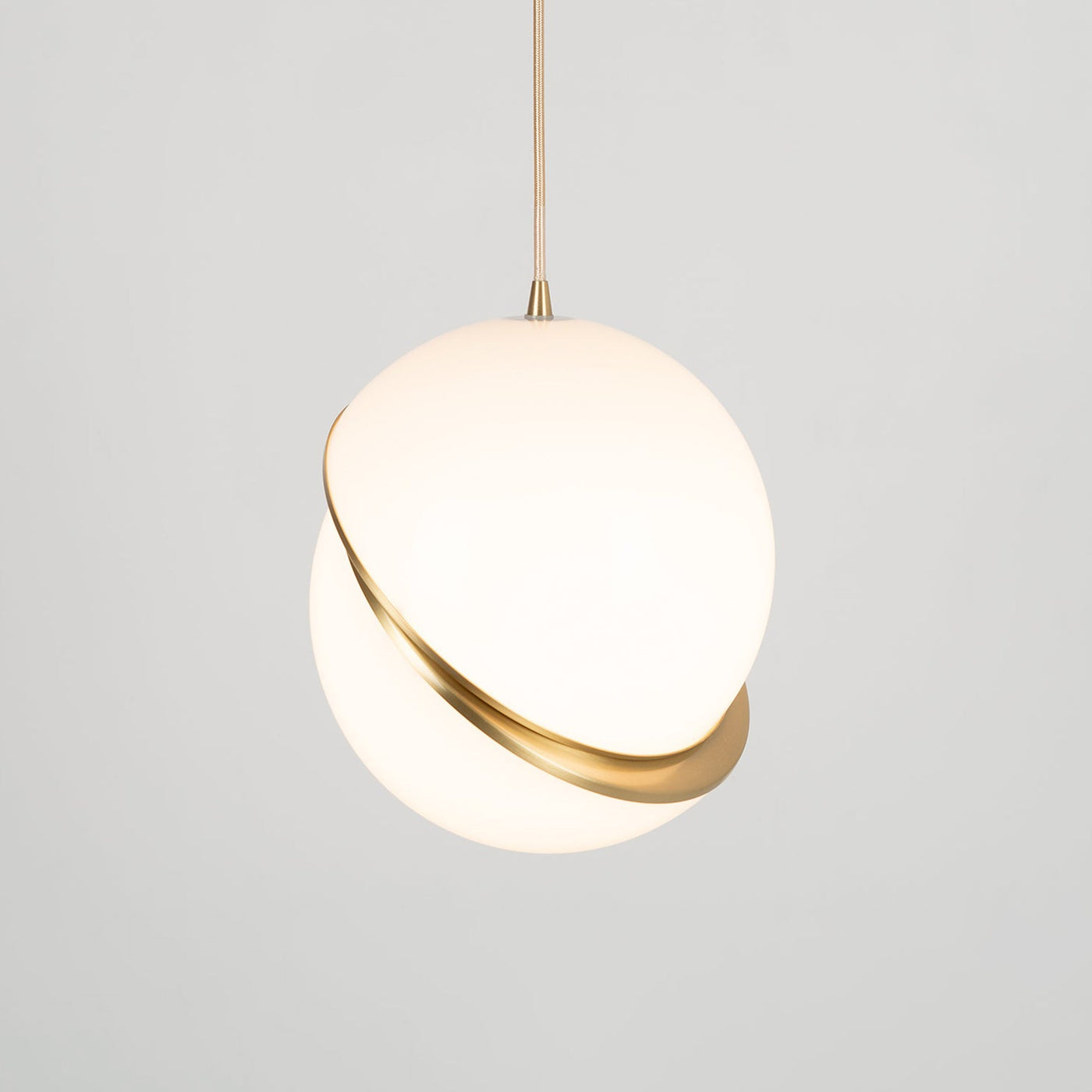 CrescentGlow Pendant Light – Elegant Lunar-Inspired Illumination