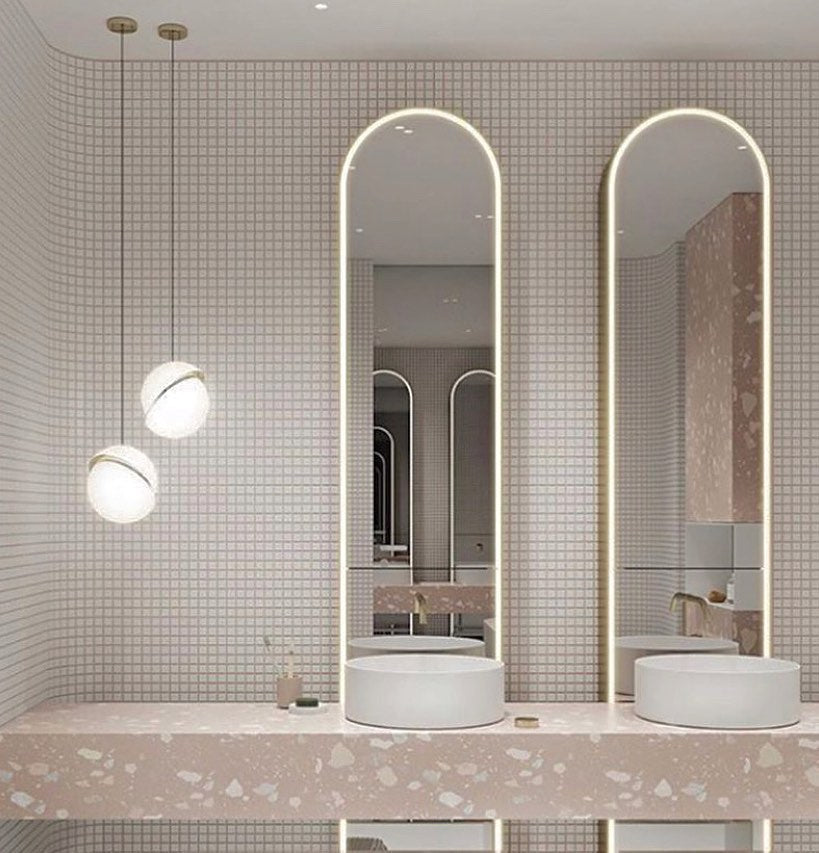 CrescentGlow Pendant Light – Elegant Lunar-Inspired Illumination