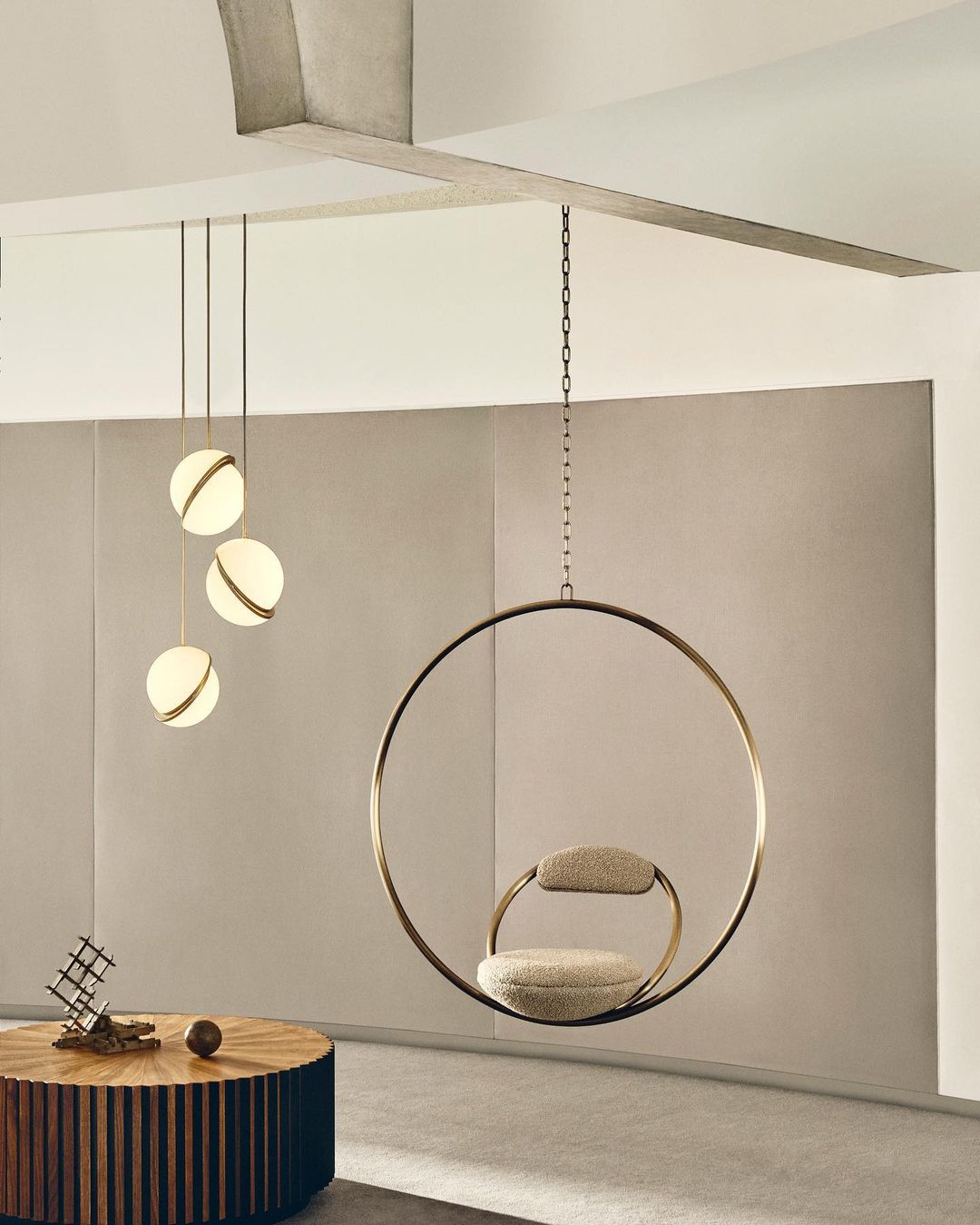 CrescentGlow Pendant Light – Elegant Lunar-Inspired Illumination