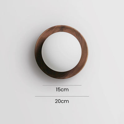 Minimalist White Wood Wall Light – A Timeless Blend of Simplicity & Style