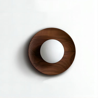Minimalist White Wood Wall Light – A Timeless Blend of Simplicity & Style