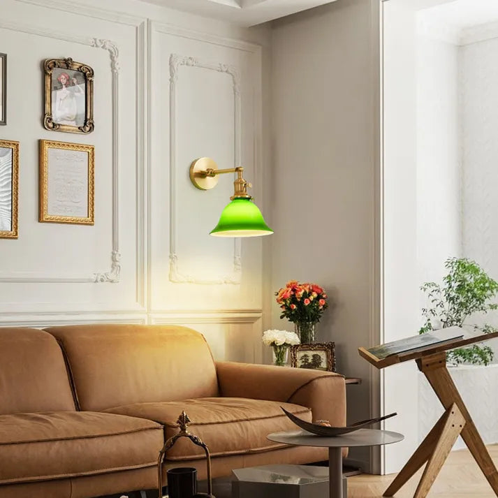 Vintage Green Adjustable Wall Light – Classic Design with Modern Flexibility
