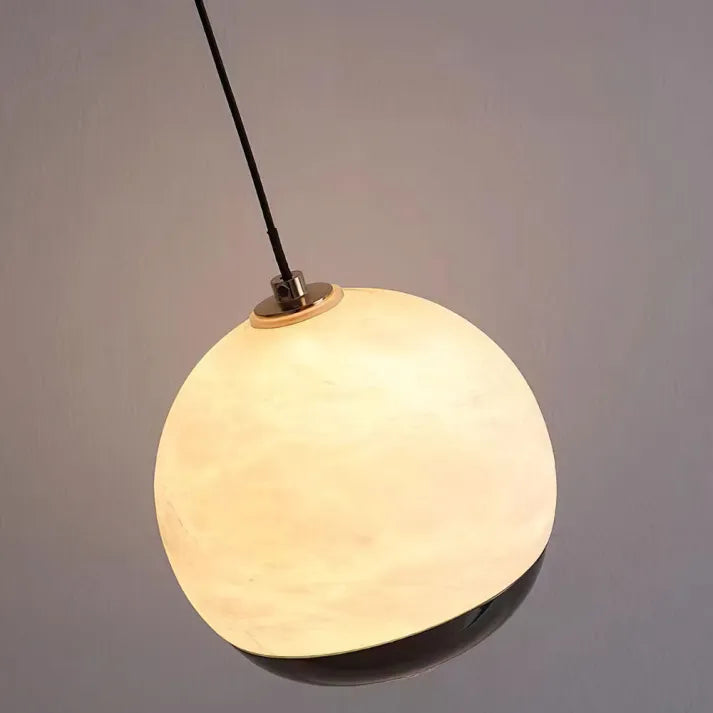 Nordic Alabaster Globe Pendant Light – Elegant Marble Hanging Lamp