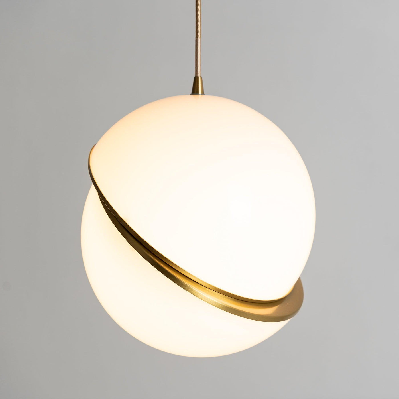 CrescentGlow Pendant Light – Elegant Lunar-Inspired Illumination