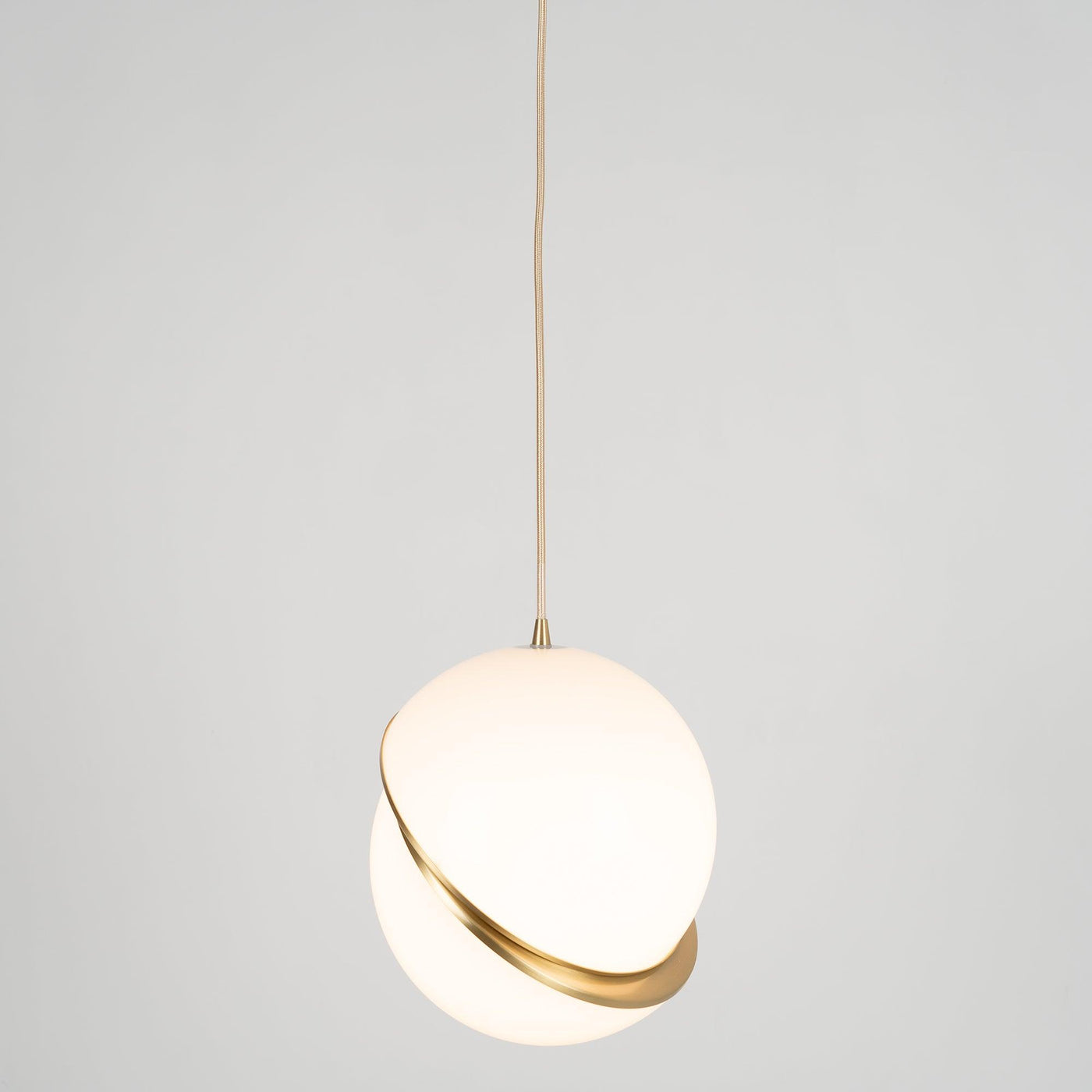 CrescentGlow Pendant Light – Elegant Lunar-Inspired Illumination