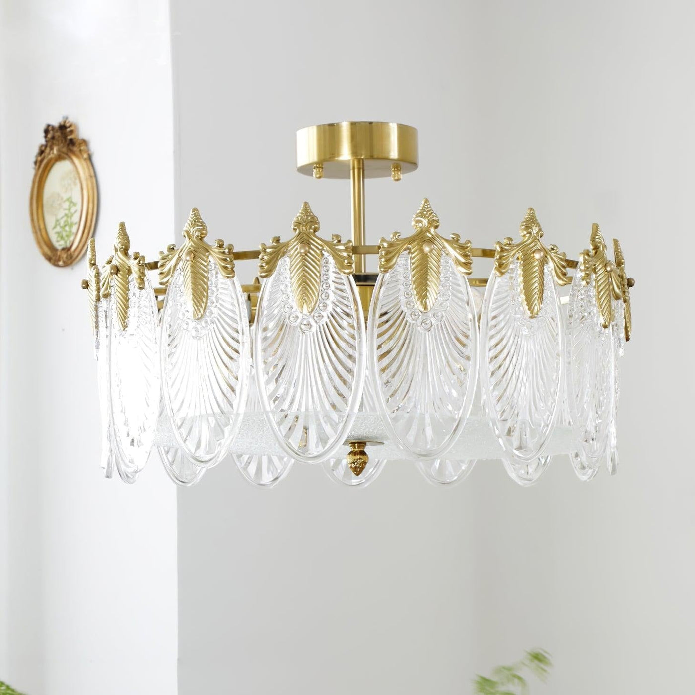 Round Glass Pattern Chandelier – Elegant Decorative Ceiling Light