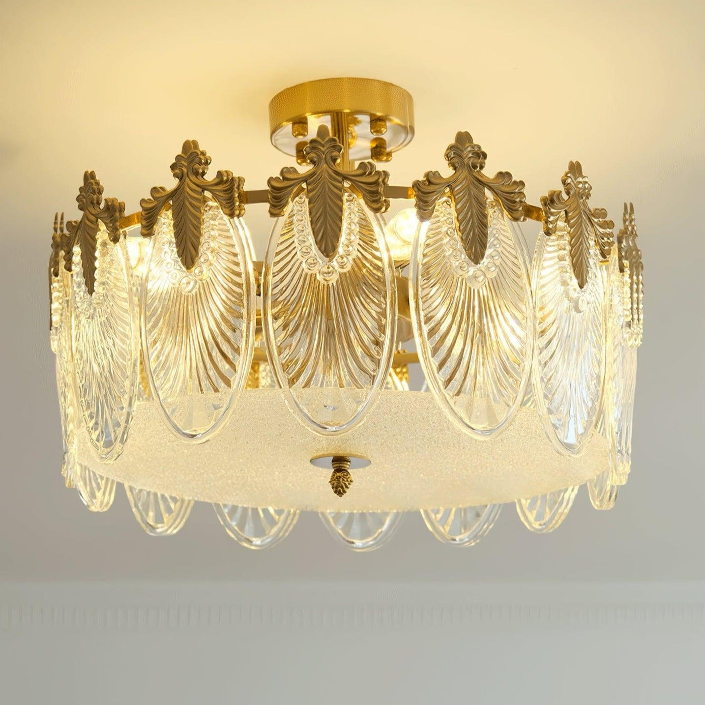 Round Glass Pattern Chandelier – Elegant Decorative Ceiling Light