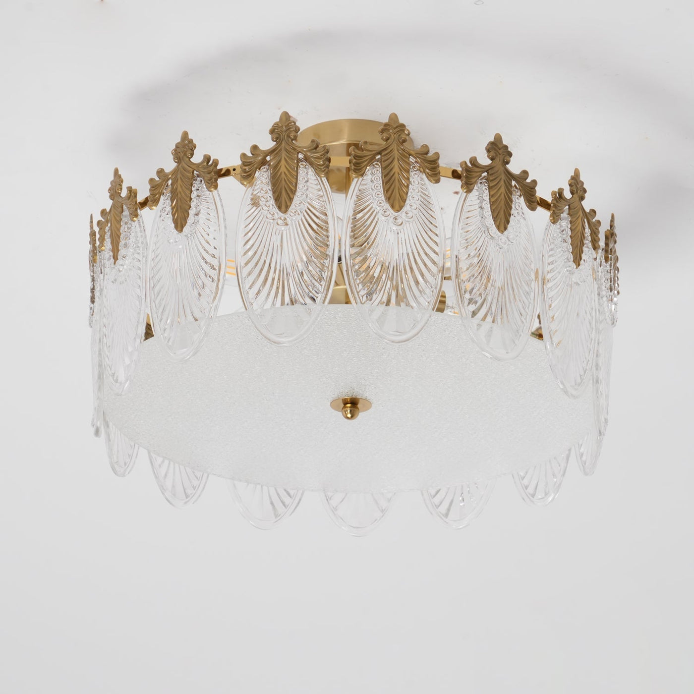 Round Glass Pattern Chandelier – Elegant Decorative Ceiling Light