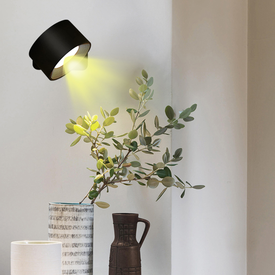 Luma360 - Wireless Rotating Wall Lamp for Total Lighting Freedom