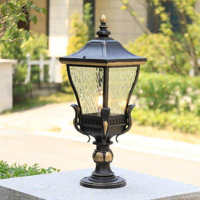 Modern Outdoor Lantern – Sleek Design Meets Timeless Functionality