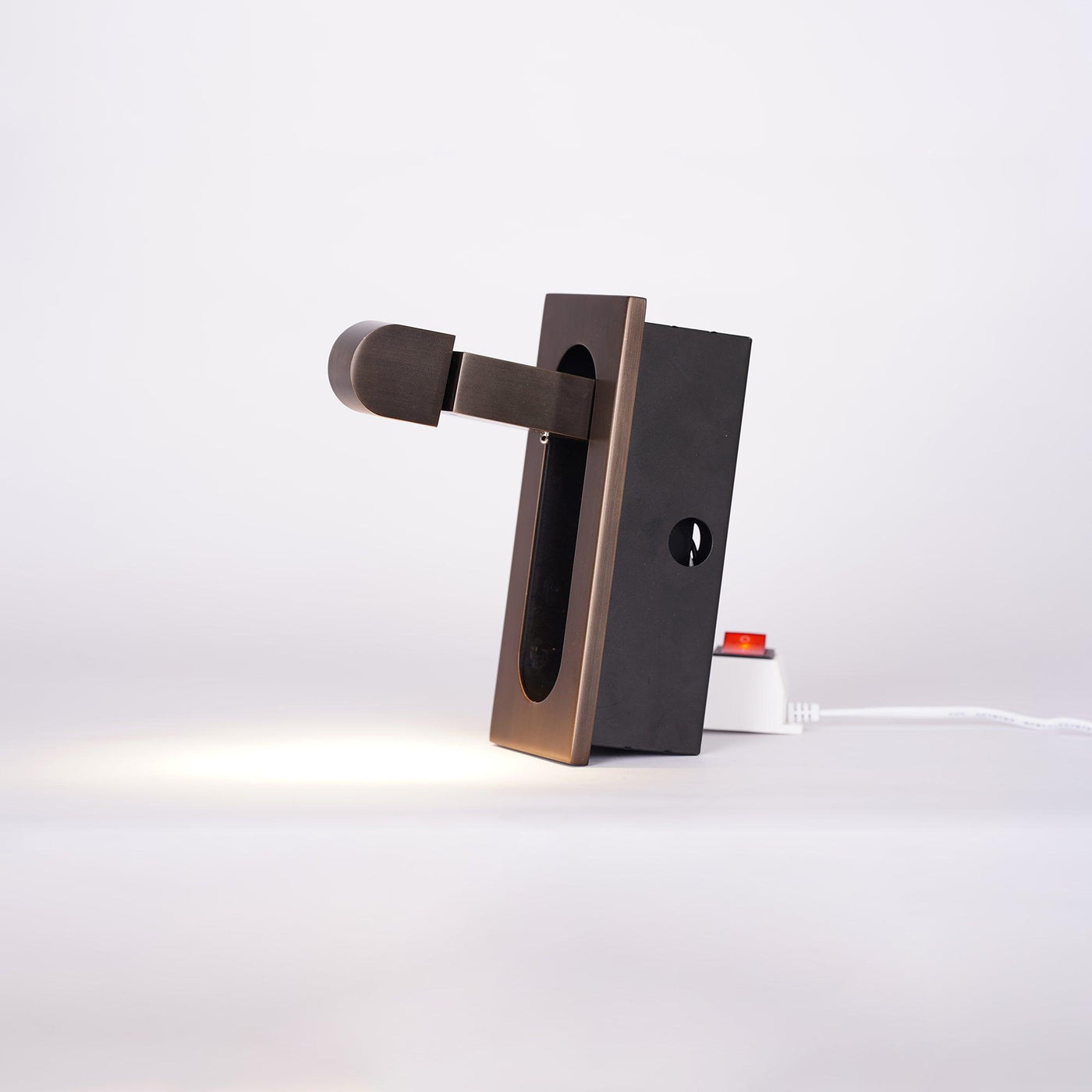 Modern LED Bedside Reading Light – Adjustable & Focused Illumination