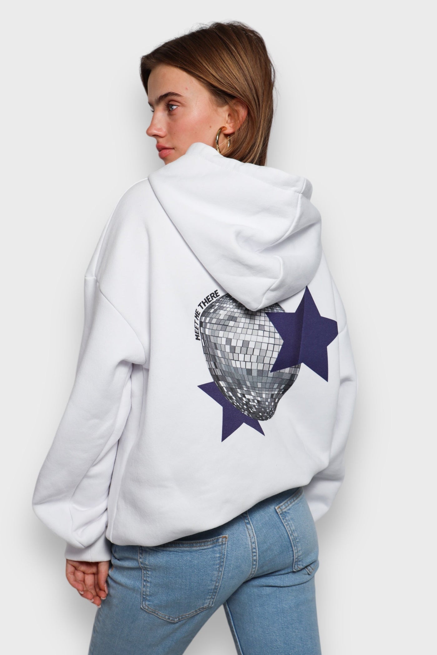 GlamShine Hoodie – Add a Sparkling Touch to Your Everyday Style!