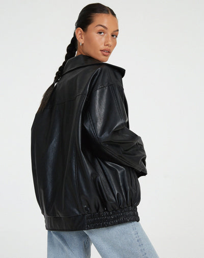 Oversized Leather Jacket for Women – Timeless Elegance and Comfort