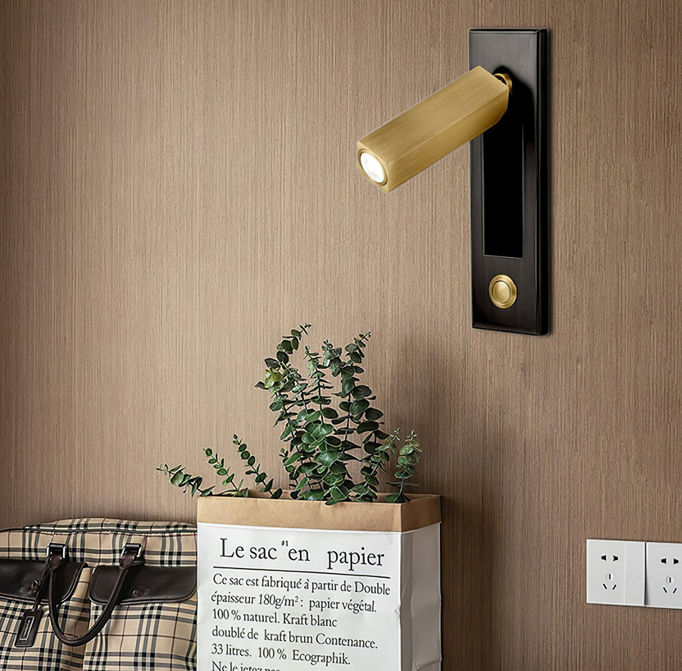 Embedded Bedside Sconce – Minimalist LED Wall Light for a Sleek & Modern Look