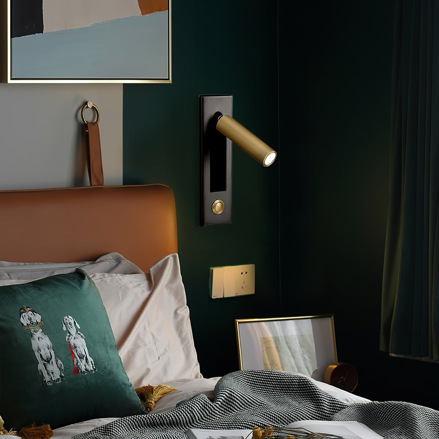 Embedded Bedside Sconce – Minimalist LED Wall Light for a Sleek & Modern Look