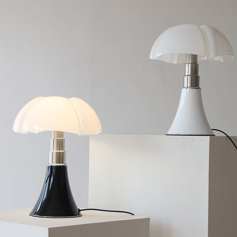 Vintage LED Designer Table Lamp – Timeless Elegance with Modern Illumination