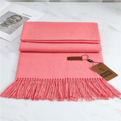 Lusia Cashmere Scarf – Warmth and Style for the Winter Season