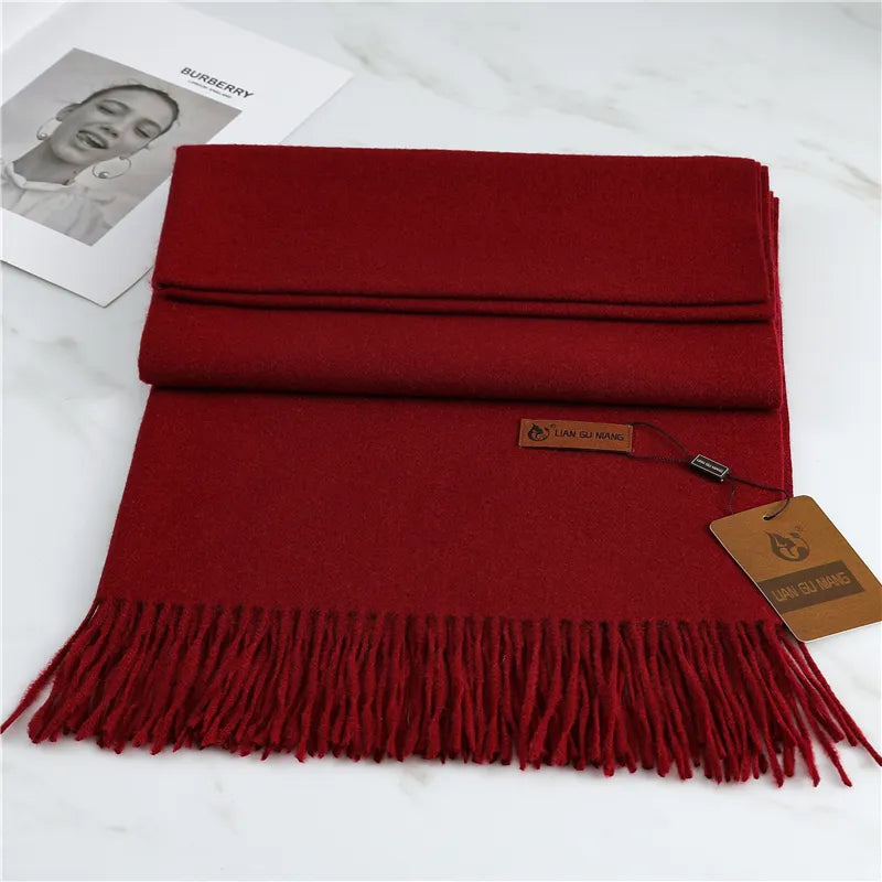 Lusia Cashmere Scarf – Warmth and Style for the Winter Season