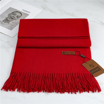 Lusia Cashmere Scarf – Warmth and Style for the Winter Season