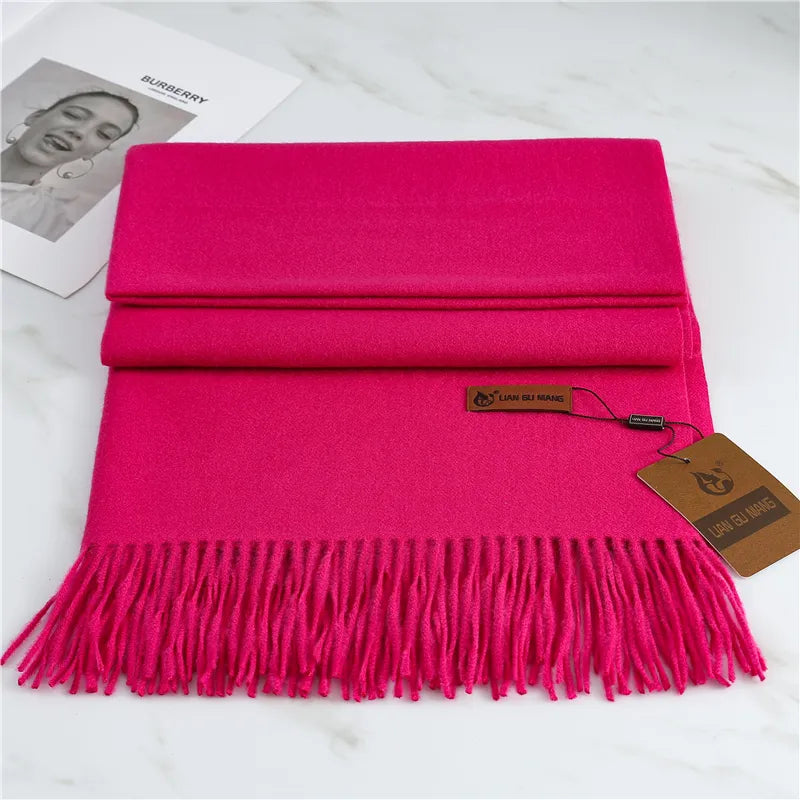 Lusia Cashmere Scarf – Warmth and Style for the Winter Season